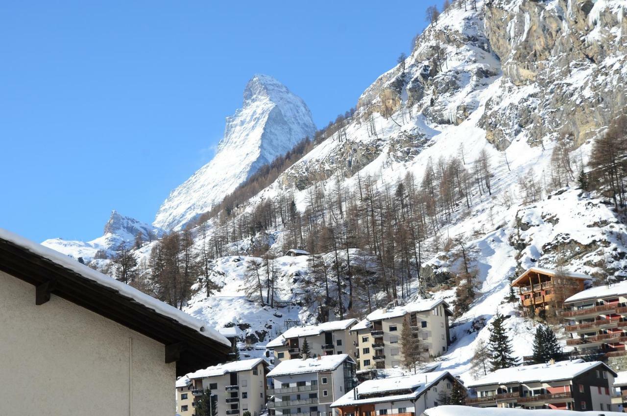 Haus Viktoria A Apartment Zermatt Exterior photo
